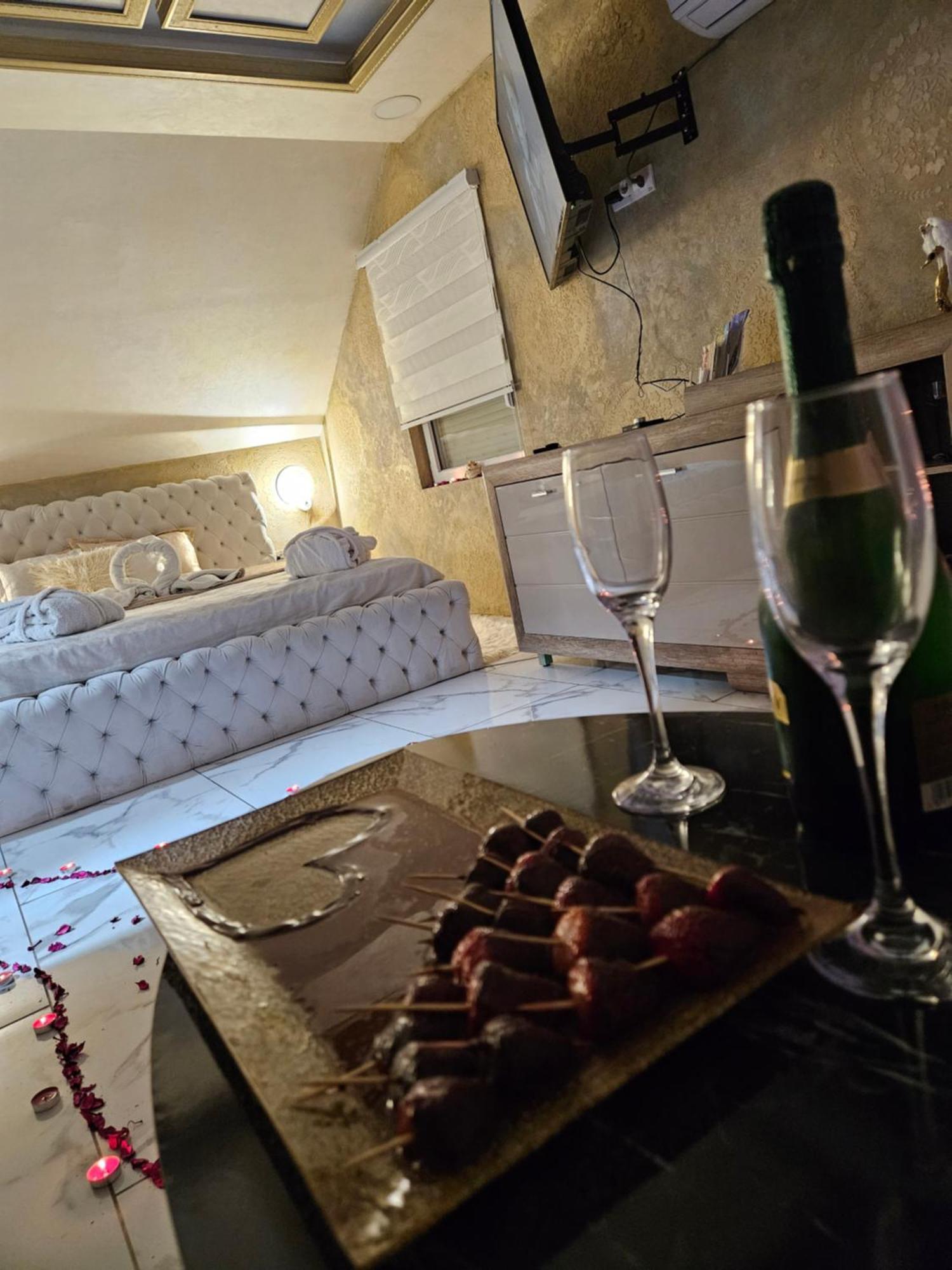 Διαμέρισμα Jacuzzy Andjela Σουμπότικα